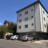 Popesti Leordeni Cladire D+P+3+M